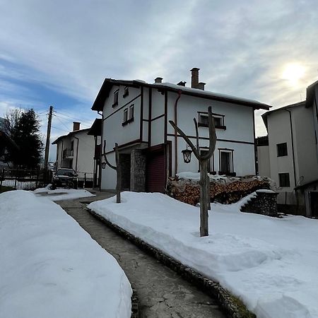 Mama Emiliya Guest House Beli Iszkar Kültér fotó