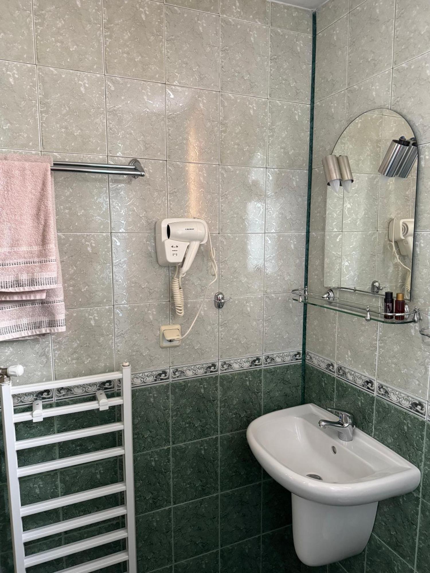 Mama Emiliya Guest House Beli Iszkar Kültér fotó